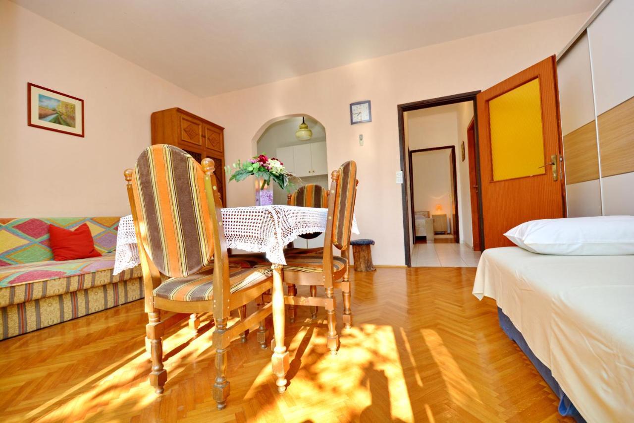 Apartmani Irena Ciovo Трогир Екстериор снимка