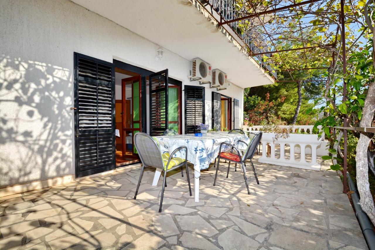 Apartmani Irena Ciovo Трогир Екстериор снимка