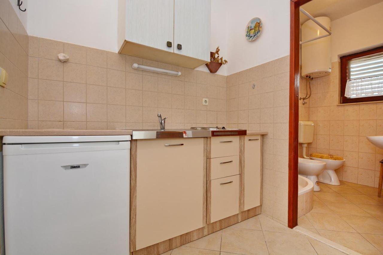 Apartmani Irena Ciovo Трогир Екстериор снимка